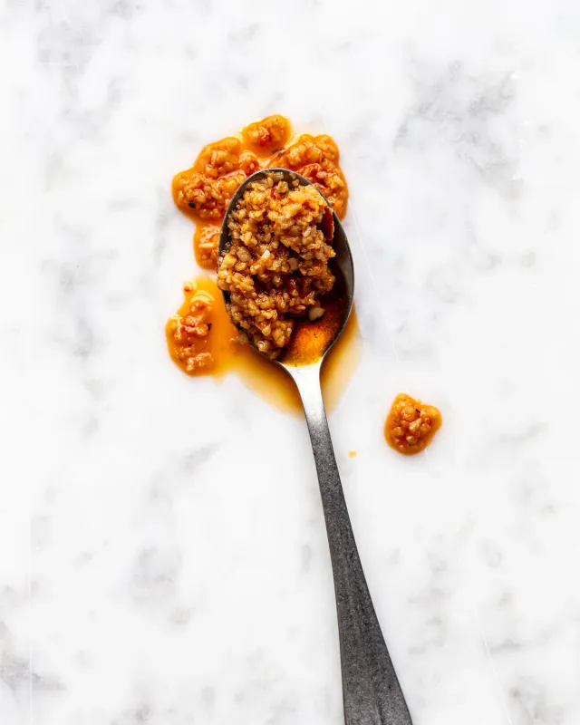 Spicy garlic, chili
