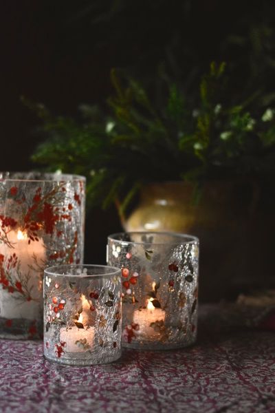 Hovedbilde Lysglass krakelert 11,5x13 cm, røde bær 