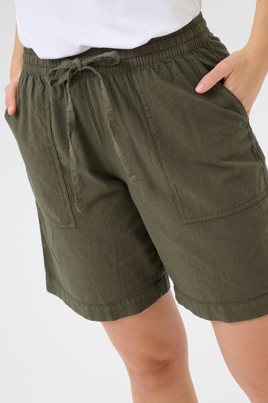 KAnaya Liah shorts, grape leaf/green